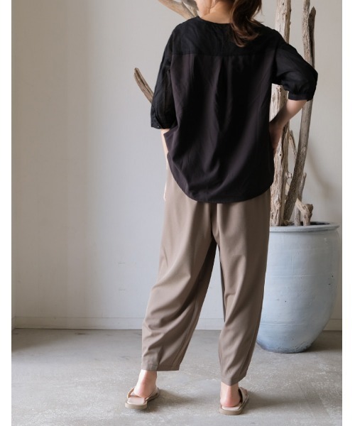 aquagarage(アクアガレージ)の「多機能バルーンパンツ(その他パンツ・レディース・ブラック/カーキ/ベージュ・LL/L/M)」の9枚目の写真