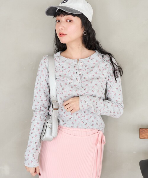 FREAK'S STORE（フリークスストア）の「花柄針抜きフライス ヘンリートップス（Tシャツ/カットソー・レディース・オフホワイト/グレー・ﾌﾘ-）」の17枚目の写真