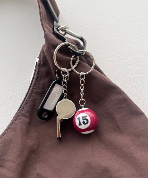 Me%（ミィパーセント）の「ビリヤードボールキーチャーム 319489（キーホルダー・レディース・ブラック/エンジ/イエロー・FREE）」の11枚目の写真