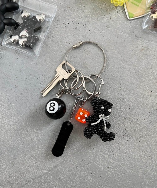 チャーム、キーホルダー FENDI（フェンディ） キーホルダー チャーム ファー 7AR259 ポンポン