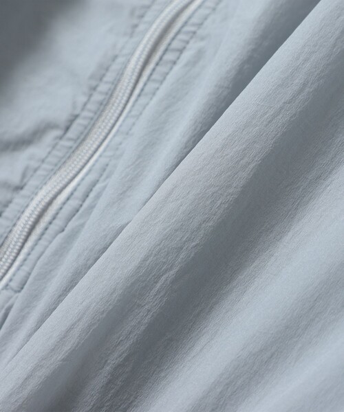 BEAMS(ビームス)の「撥水 テックシャツ(シャツ/ブラウス・メンズ・ライトグレー/ブラック・S/XL/L/M)」の19枚目の写真