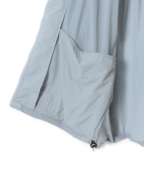 BEAMS(ビームス)の「撥水 テックシャツ(シャツ/ブラウス・メンズ・ライトグレー/ブラック・S/XL/L/M)」の20枚目の写真