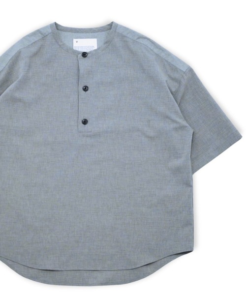 VOAAOV(ヴォアーブ)の「【VOAAOV】 MELANGE LINEN LIKE Henry Neck Pullover(シャツ/ブラウス・メンズ・グレー/ベージュ/チャコールグレー・2/1)」の11枚目の写真