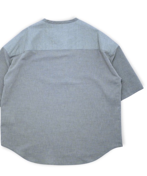 VOAAOV(ヴォアーブ)の「【VOAAOV】 MELANGE LINEN LIKE Henry Neck Pullover(シャツ/ブラウス・メンズ・グレー/ベージュ/チャコールグレー・2/1)」の13枚目の写真