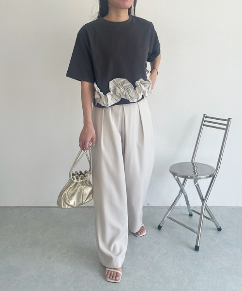 ECLAM（クラム）の「タックストレートパンツ（スラックス・レディース・ブラック/チャコール/キナリ・M）」の5枚目の写真