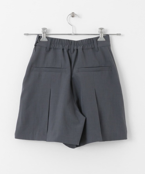 SENSE OF PLACE by URBAN RESEARCH（センスオブプレイスバイアーバンリサーチ）の「タックショートパンツ（その他パンツ・レディース・チャコールグレー/アイボリー・MEDIUM/SMALL）」の18枚目の写真
