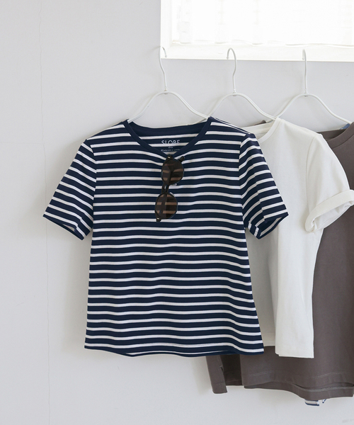 SLOBE IENA(スローブイエナ)の「《追加》BASICコンパクトTEE -汗ジミ防止-(Tシャツ/カットソー・レディース・チャコールグレー/サックスブルー/ホワイト/ダークブルー・FREE)」の4枚目の写真