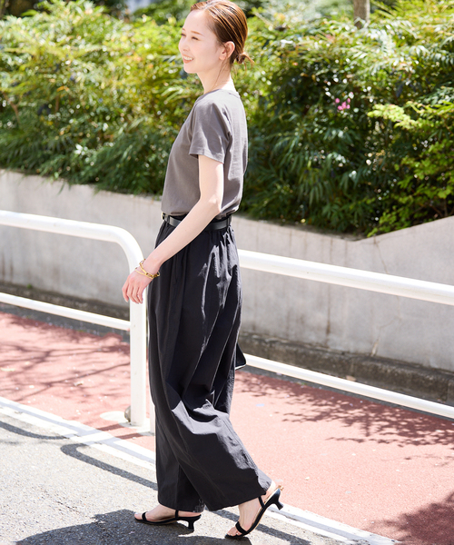 SLOBE IENA(スローブイエナ)の「《追加》BASICコンパクトTEE -汗ジミ防止-(Tシャツ/カットソー・レディース・チャコールグレー/サックスブルー/ホワイト/ダークブルー・FREE)」の10枚目の写真