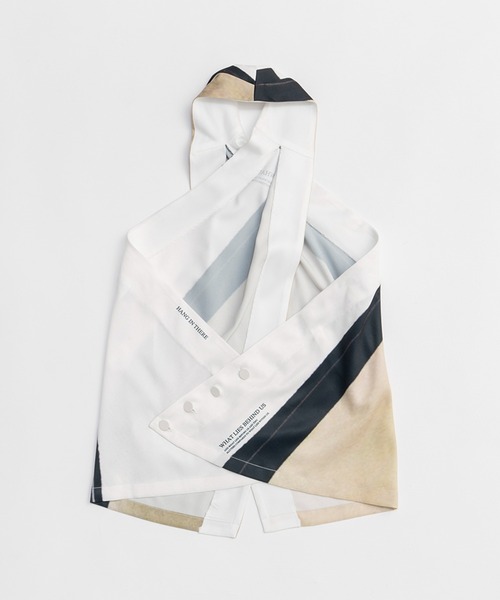 【新品未使用】♦️ワンショルダー オールオーバープリント クロップトップ♦️ セール】アートプリントクロスホルタートップ / Art Print Cloth