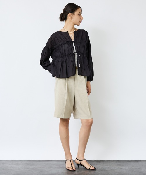 Rouge vif la cle（ルージュヴィフラクレ）の「【Le Melange/ル・メランジュ】コットンギャザーブラウス/ギャザー/リボン/機能素材【WEB限定】（シャツ/ブラウス・レディース・ホワイト/イエロー/オレンジ/ブラック・フリー）」の19枚目の写真