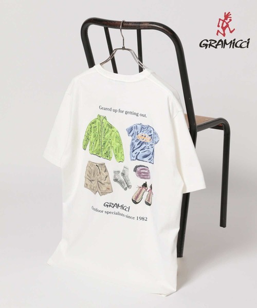 Gramicci(グラミチ)の「【GRAMICCI/グラミチ】アウトドアバックプリントTシャツ(Tシャツ/カットソー・メンズ・ホワイト/ベージュ・MEDIUM/LARGE)」の1枚目の写真