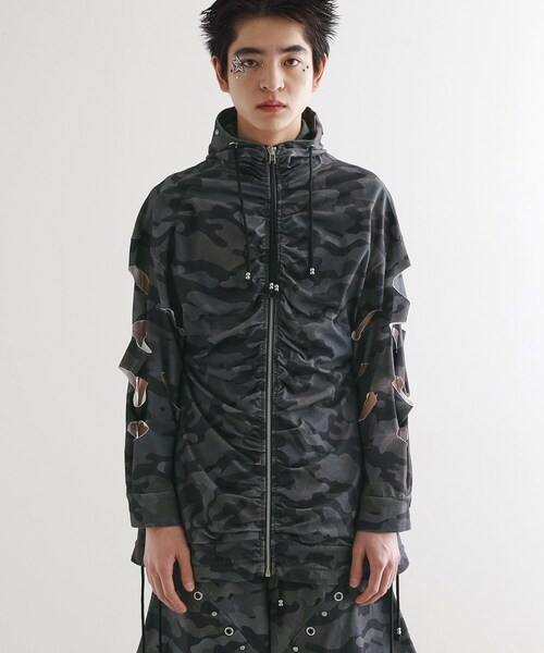 tk.TAKEO KIKUCHI（ティーケータケオキクチ）の「K’PJT by AOI 『Lightweight Parka』（パーカー・メンズ・ブラック系/ブラック・88/66）」の16枚目の写真