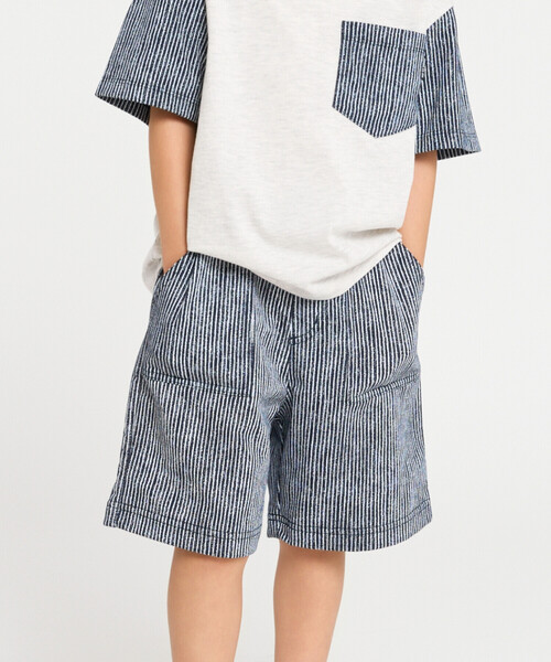 COMME CA ISM（コムサイズム）の「ヒッコリープリント ハーフパンツ（その他パンツ・キッズ・キナリ/ネイビー・110cm/100cm/120cm/130cm/140cm/150cm）」の2枚目の写真