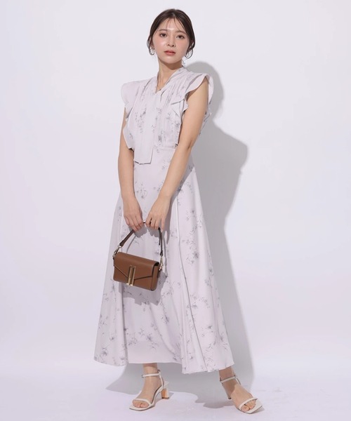 Apuweiser-riche（アプワイザーリッシェ）の「ボウタイプリントナローワンピース（ワンピース・レディース・ライトブルー/ピンクベージュ・0/1/2）」の7枚目の写真