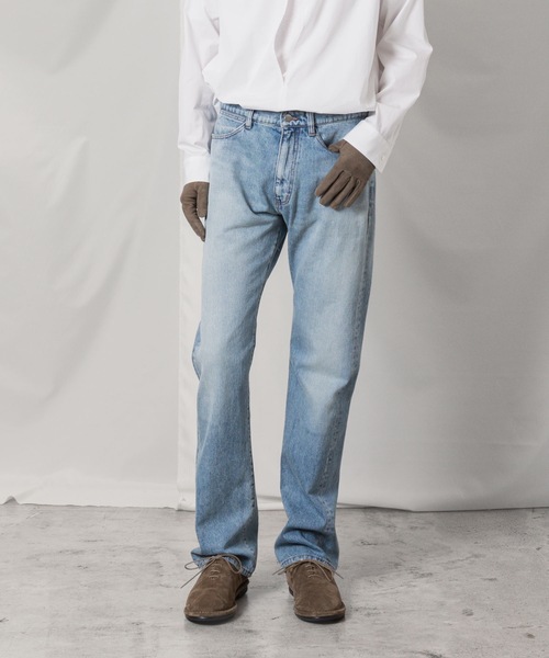 ATTACHMENT（アタッチメント）の「13OZデニム ストレートジーンズ / 13OZ DENIM STRAIGHT JEANS（デニムパンツ・メンズ・ブラック/ライトインディゴブルー・3/2/1）」の2枚目の写真
