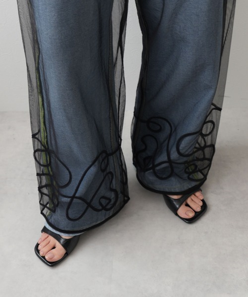 bohmal（ボマール）の「裾コード刺繍チュールレイヤードパンツ（その他パンツ・レディース・アイボリー/ブラック・FREE）」の14枚目の写真
