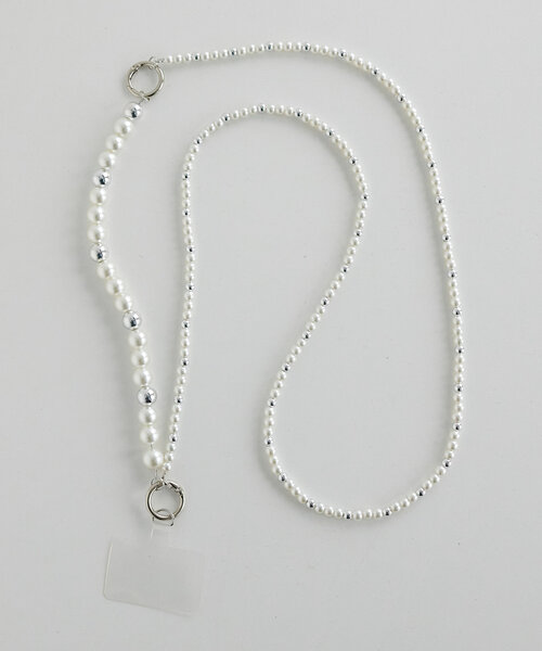 DISCOAT（ディスコート）の「2WAYパールコンビストラップ（スマホグッズ・レディース・ホワイト系その他/ホワイト/シルバー・FREE）」の3枚目の写真