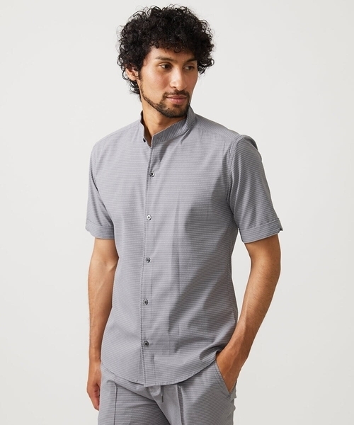 MICHEL KLEIN HOMME (ミッシェルクランオム)の「【セットアップ】バンドカラー半袖シャツ(シャツ/ブラウス・メンズ・ライトグレー/ブラック/ネイビー・MEDIUM/LARGE/X-LARGE)」の2枚目の写真