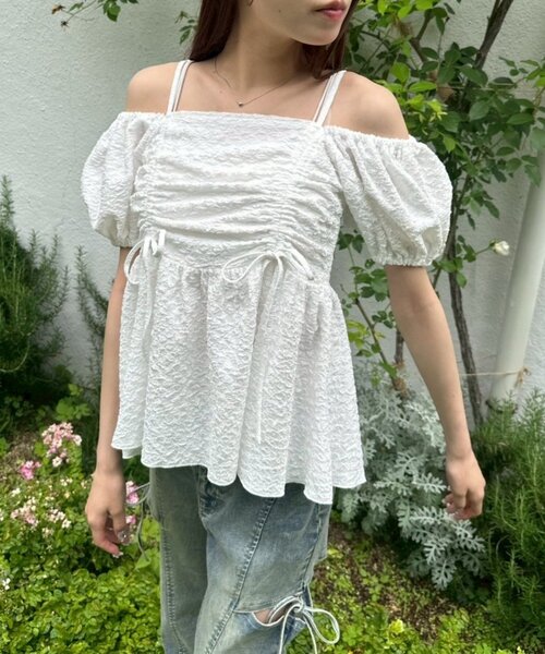 OLIVE des OLIVE(オリーブデオリーブ)の「ドロストオフショルチュニック(シャツ/ブラウス・レディース・オフホワイト/サックスブルー/ピンク・FREE)」の15枚目の写真