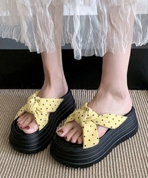 GEMEDA（ジェメダ）の「ドット柄リボンクロス厚底サンダル（サンダル）」