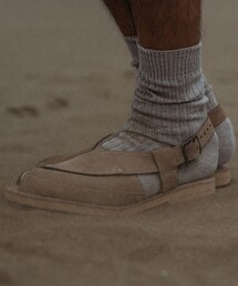 BEAMS PLUS（ビームスプラス）の「KOVALAM / 別注 X-STRAP SANDAL SUEDE（サンダル）」