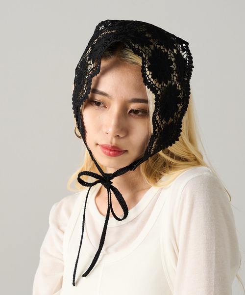 MAGASIN DE MODE Onjna(マガジンデモードオンジェナ )の「【MAGASIN DE MODE Onjna】フラワーレースバブーシュカ ヘッドドレススカーフ OSWY(バンダナ/スカーフ・レディース・ブラック/ホワイト・FREE)」の11枚目の写真