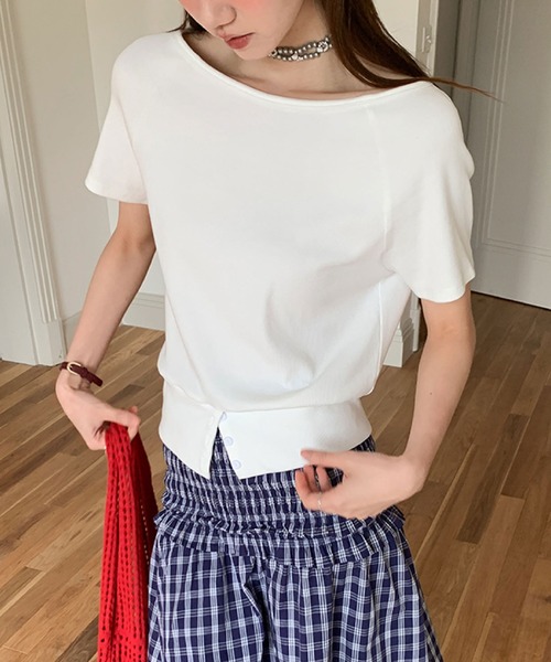 2ly2(トゥーリートゥー)の「裾ボタンでこなれ感UP!ゆるシルエットカットソーTシャツ(Tシャツ/カットソー・レディース・ブラック/グレー/イエロー/ホワイト・FREE)」の18枚目の写真
