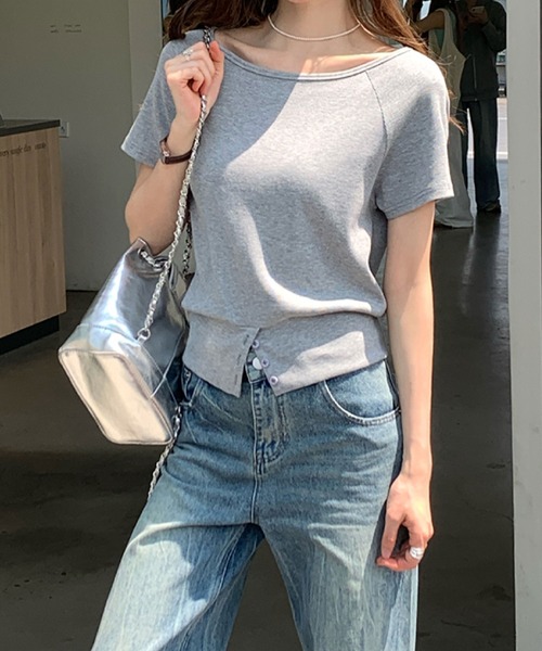 2ly2(トゥーリートゥー)の「裾ボタンでこなれ感UP!ゆるシルエットカットソーTシャツ(Tシャツ/カットソー・レディース・ブラック/グレー/イエロー/ホワイト・FREE)」の13枚目の写真