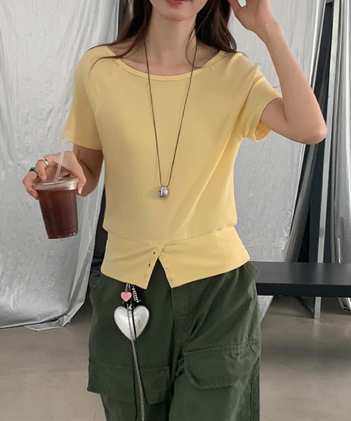 2ly2(トゥーリートゥー)の「裾ボタンでこなれ感UP!ゆるシルエットカットソーTシャツ(Tシャツ/カットソー・レディース・ブラック/グレー/イエロー/ホワイト・FREE)」の8枚目の写真