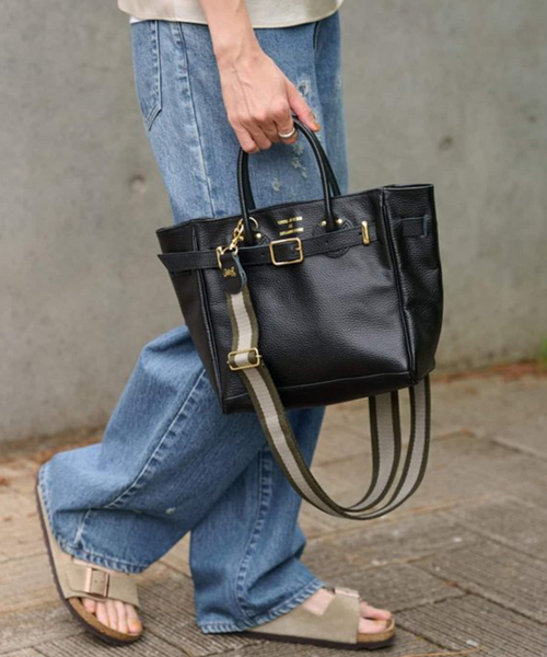 新品 YOUNG&OLSEN フレームワーク 別注ストラップ付きベルトバック ≪WEB限定追加≫YOUNG＆OLSEN 別注ストラップ付きベルトバッグ
