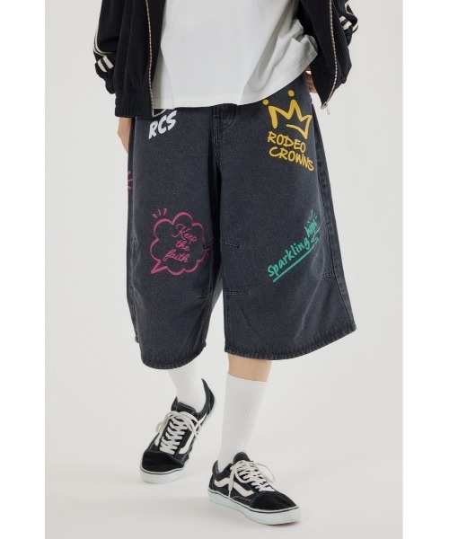 RODEO CROWNS WIDE BOWL(ロデオクラウンズワイドボウル)の「ラクガキバミューダデニムパンツ(デニムパンツ・メンズ・ブラック/ライトブルー・MEDIUM/LARGE)」の16枚目の写真