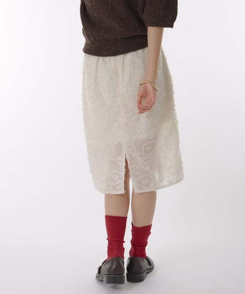 MUHET（ミュエータ）の「sheer jaguard midi skirt / シアージャガードスカート（スカート・レディース・アイボリー/ブラック・LARGE/MEDIUM）」の11枚目の写真