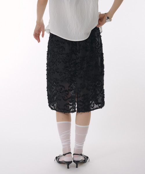 MUHET（ミュエータ）の「sheer jaguard midi skirt / シアージャガードスカート（スカート・レディース・アイボリー/ブラック・LARGE/MEDIUM）」の20枚目の写真