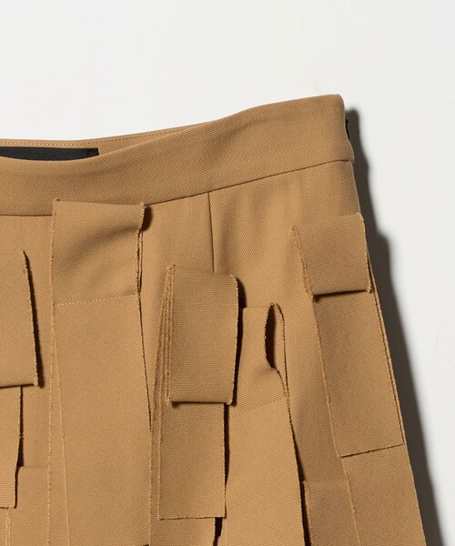 AEWEN MATOPH(イウエン マトフ)の「<AEWEN MATOPH>フリンジスカート(スカート・レディース・ブラック/ベージュ・38/36)」の6枚目の写真