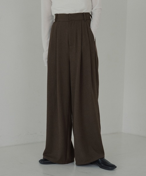 hellam（へラム）の「起毛 ネップタックパンツ（その他パンツ・レディース・アイボリー/ブラック/ブラウン/ベージュ・FREE）」の3枚目の写真