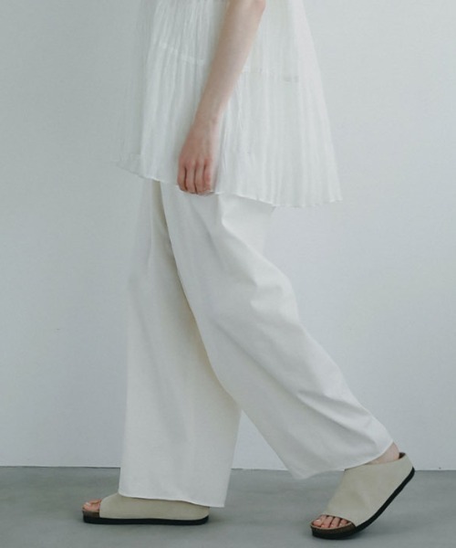 ETRE TOKYO（エトレトウキョウ）の「フロントラップシャンブルワイドパンツ（その他パンツ・レディース・オフホワイト/グレー・S/M）」の2枚目の写真