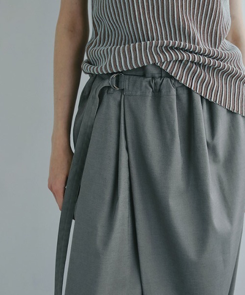 ETRE TOKYO（エトレトウキョウ）の「フロントラップシャンブルワイドパンツ（その他パンツ・レディース・オフホワイト/グレー・S/M）」の5枚目の写真