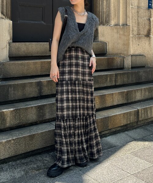 DouDou(ドゥドゥ)の「【REI企画カラーあり】【前後2WAY】シャギーニットベスト(ニット/セーター・レディース・ベージュ/ライトベージュ/チャコールグレー/ピンク・FREE)」の11枚目の写真