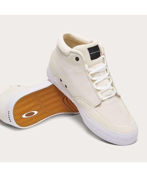 OAKLEY（オークリー）の「オークリー BANKS HIGH/スニーカー/ハイカットシューズ/スケートボード・ライフスタイル/OAKLEY（スニーカー・メンズ・ブラック/オフホワイト・9.5/9/8.5/8/7.5/10/7）」の2枚目の写真