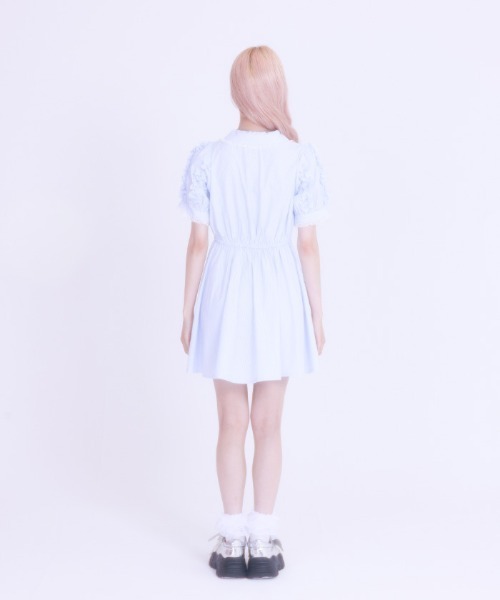 FickleBebe(フィクルベベ)の「ラッフルレースシャツワンピース(ワンピース・レディース・サックスブルー・1/0)」の15枚目の写真