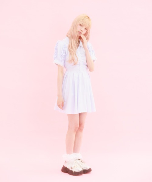 FickleBebe(フィクルベベ)の「ラッフルレースシャツワンピース(ワンピース・レディース・サックスブルー・1/0)」の9枚目の写真