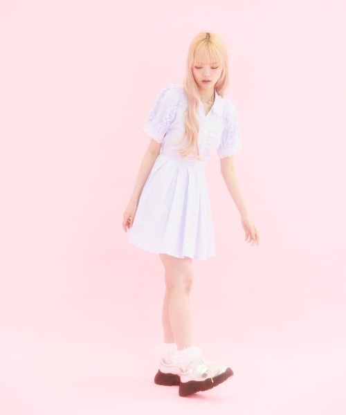 FickleBebe(フィクルベベ)の「ラッフルレースシャツワンピース(ワンピース・レディース・サックスブルー・1/0)」の10枚目の写真