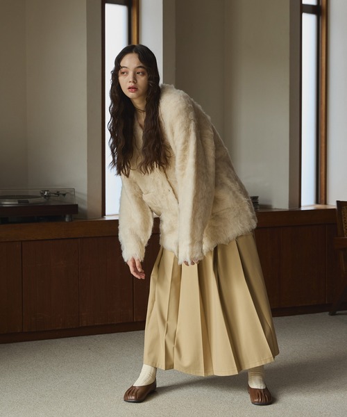 OLUN（オルン）の「Shaggy knit cardigan/貴族式シャギーカーディガン（カーディガン/ボレロ・レディース・ブラウン/アイボリー/ベージュ・FREE）」の19枚目の写真