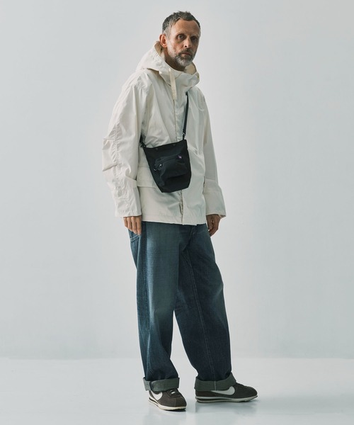 THE NORTH FACE PURPLE LABEL（ザ ノースフェイス パープルレーベル）の「【THE NORTH FACE PURPLE LABEL/ザノースフェイスパープルレーベル】Mountain Wind Multi Bag（ショルダーバッグ・メンズ・ネイビー/ブラック/グレー/セージグリーン・FREE）」の9枚目の写真