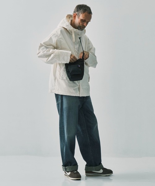 THE NORTH FACE PURPLE LABEL（ザ ノースフェイス パープルレーベル）の「【THE NORTH FACE PURPLE LABEL/ザノースフェイスパープルレーベル】Mountain Wind Multi Bag（ショルダーバッグ・メンズ・ネイビー/ブラック/グレー/セージグリーン・FREE）」の11枚目の写真