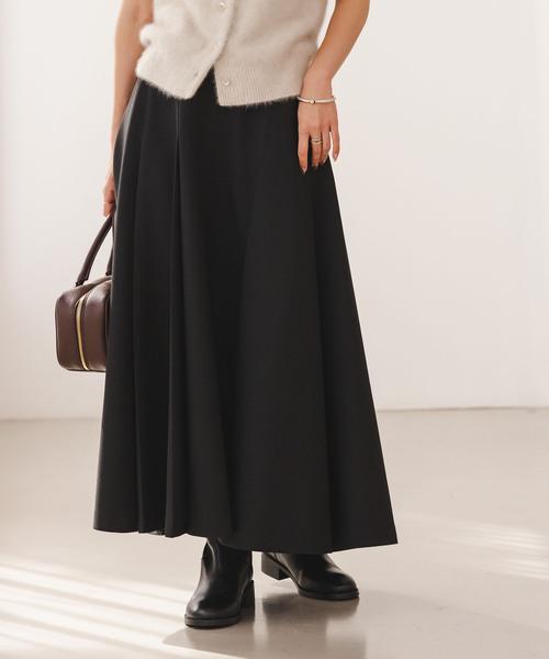Noble（ノーブル）の「ダブルクロスタックスカート（スカート・レディース・ブラック/ブルー系その他・40/38/36）」の2枚目の写真