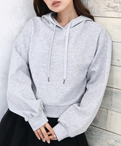CECIL McBEE(セシルマクビー)の「ラインストーンロゴパーカー(パーカー・レディース・グレー/ブラック/アイボリー・LARGE/MEDIUM)」の3枚目の写真
