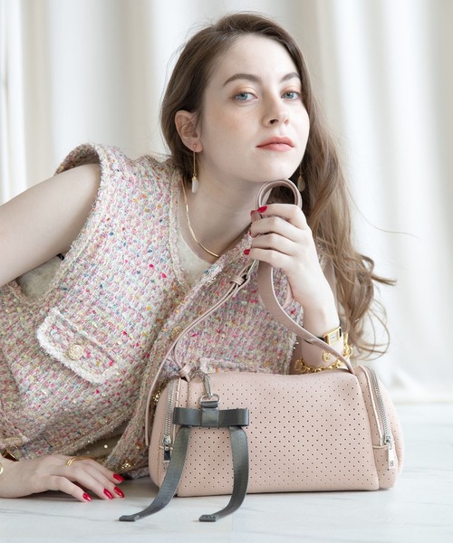 U（ユー）の「Moelleux モワルー ダブルポケットショルダーバッグ（ショルダーバッグ・レディース・ブラック/ピンク/グレー/シルバー・FREE）」の3枚目の写真