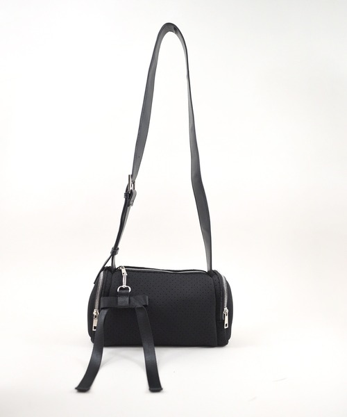 U（ユー）の「Moelleux モワルー ダブルポケットショルダーバッグ（ショルダーバッグ・レディース・ブラック/ピンク/グレー/シルバー・FREE）」の11枚目の写真