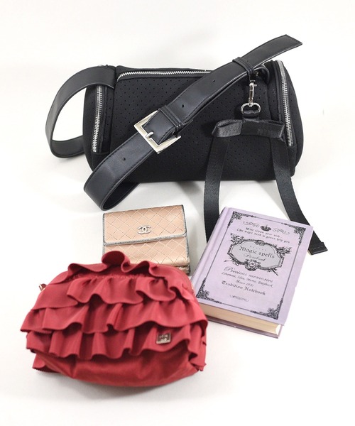 U（ユー）の「Moelleux モワルー ダブルポケットショルダーバッグ（ショルダーバッグ・レディース・ブラック/ピンク/グレー/シルバー・FREE）」の20枚目の写真